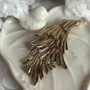 CAROLEE RHINESTONE ARTICULATED GOLD-PLATED ABSTRACT BROOCH